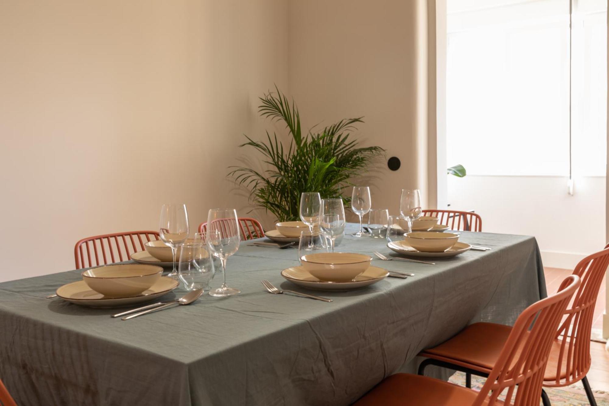 Alvalade 58 - Charming 2 Bedroom Apartment With Ac Near The Airport And City Center リスボン エクステリア 写真