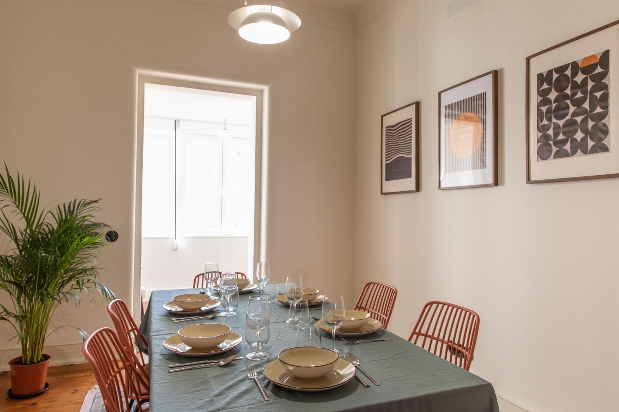 Alvalade 58 - Charming 2 Bedroom Apartment With Ac Near The Airport And City Center リスボン エクステリア 写真